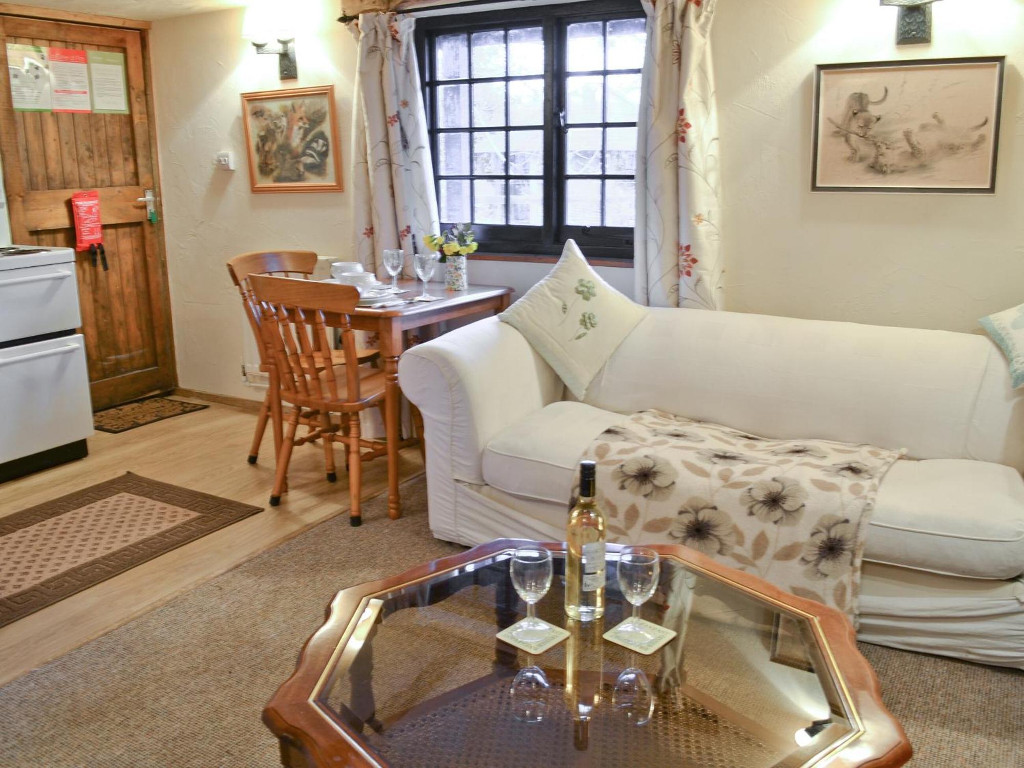 Byre Cottage - 29410 Elmsted 外观 照片